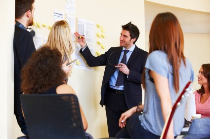 iStock_000016084770XSmall-brainstorming-2